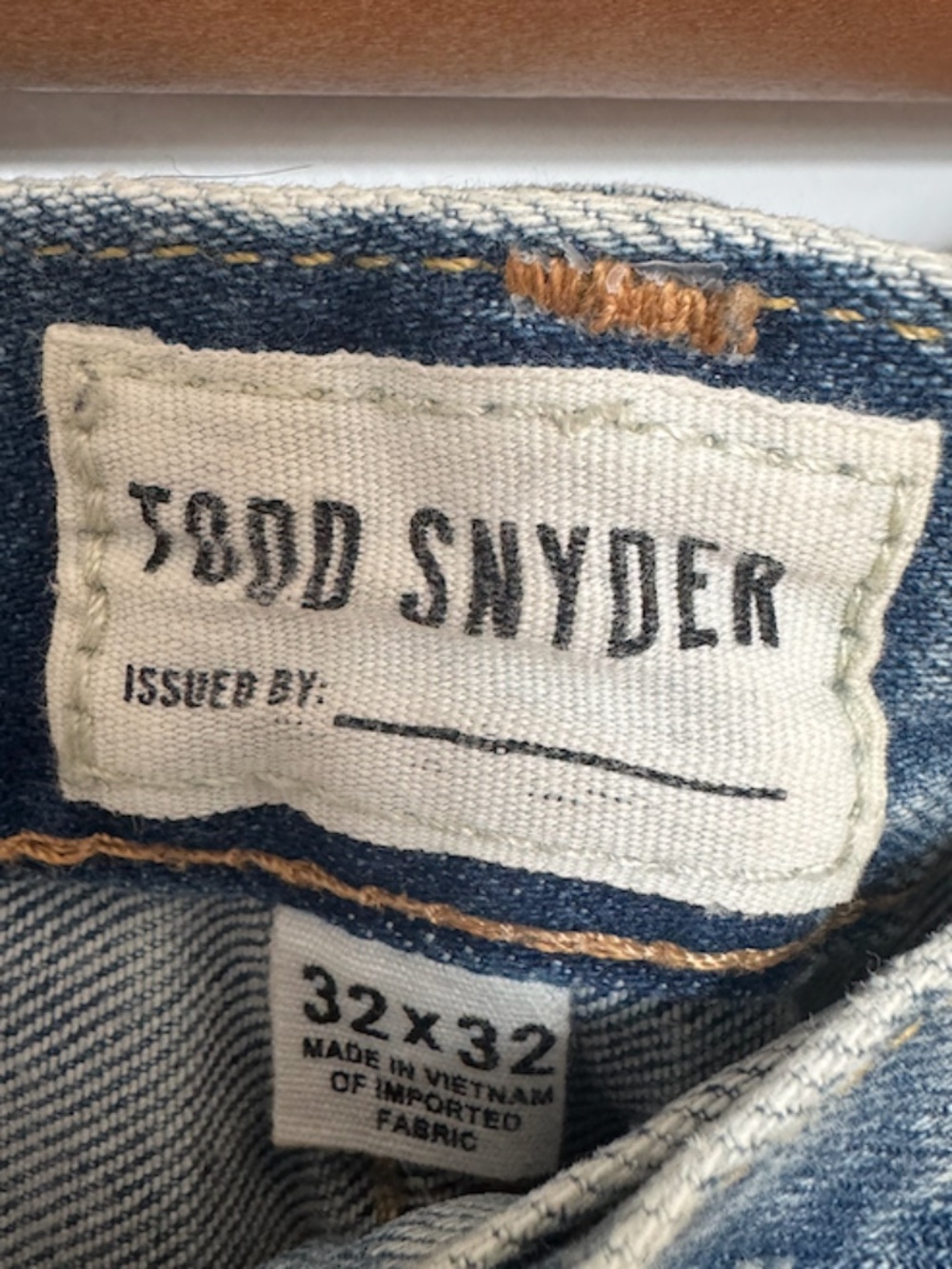 Todd Snyder Light Wash Straight Fit Denim Jeans in W32 L32 - Picture 7 of 11